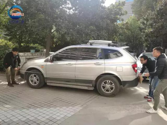 东风小康C32“会缩水”买回后,尺寸少了10公分!
