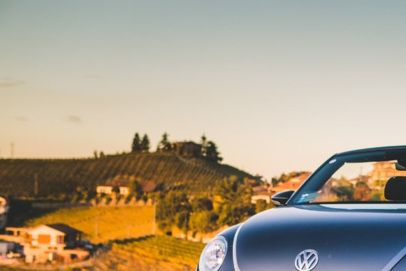 纯直男试驾甲壳虫软顶敞篷版：未引入国内的原因是啥？