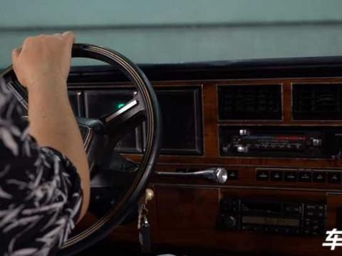 我们把目光转向