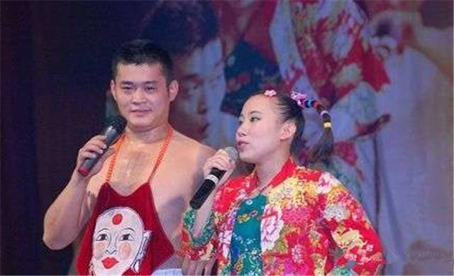 丫蛋王金龙结婚时,坐拥豪车,今却离了婚,前夫:这