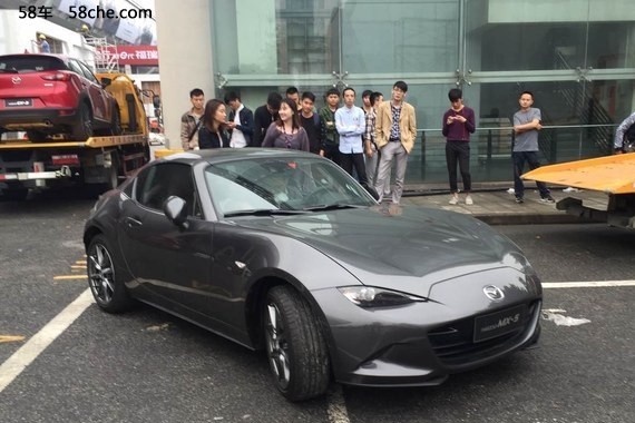 2017广州车展探馆 马自达全新MX-5 RF