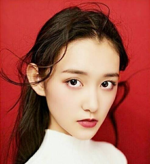 蒋依依王俊凯图片