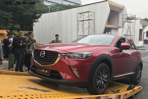 2017广州车展探馆 马自达CX-3提前曝光