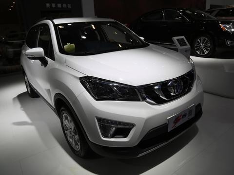 长安汽车CS15，6万级别最佳小型SUV，车展实拍！