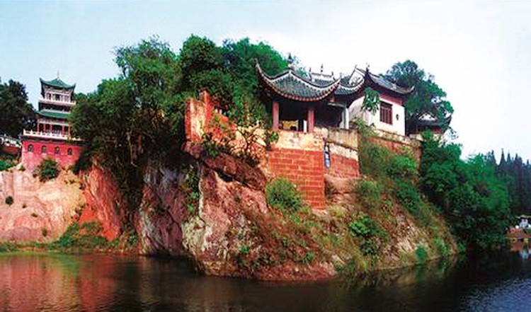 苏轼与两处赤壁：火烧赤壁和东坡赤壁