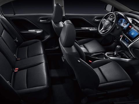 17款锋范精英版，比轩逸油，就靠一个发动机月销近5000！