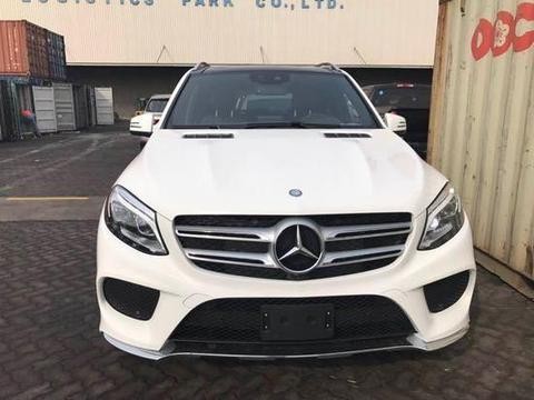 17款奔驰GLE400 完美怀挡设计 精雕细琢