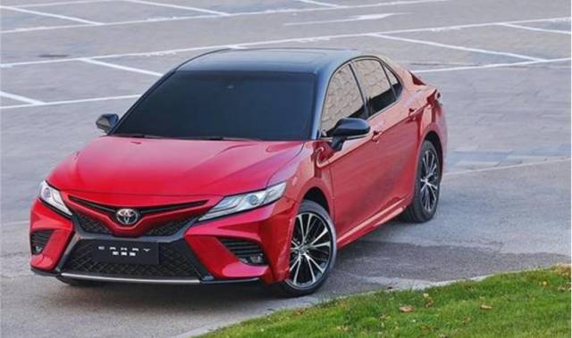 当18款阿特兹遇到第八代凯美瑞会擦出怎样的