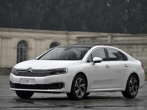 车长4米9, 油耗6.4L, 档次不输迈腾, 价格却比新君越还有诚意