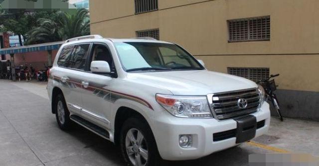 小伙21万买丰田陆地巡洋舰, 一个月后说: 值了