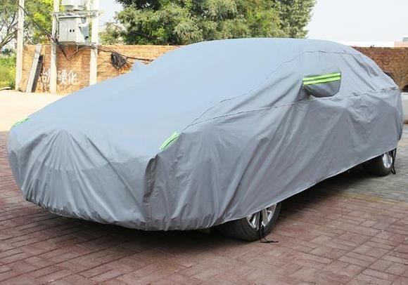 白色汽车开久了发黄?维修师傅教你一招,天天像