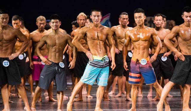 某些明星动辄健身几个小时,一天3练,这样的健