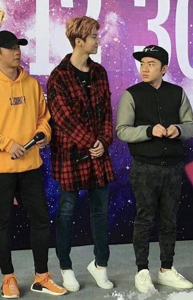 娱乐圈矮个男星,黄晓明袜子暗藏玄机,鹿晗身高也有bug?