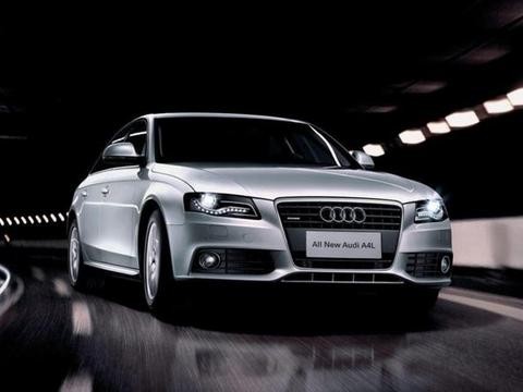 奥迪A4L音响改装，花几千改出几万块的效果，就问你值不值？