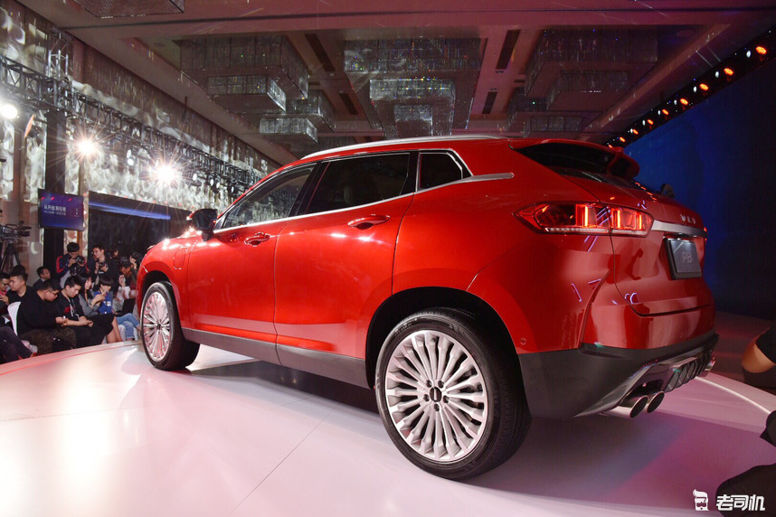 首款插电式混动SUV，WEY P8国内首发-新浪汽车