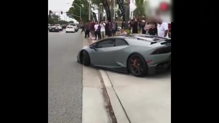 这是跑车版的卡车吗