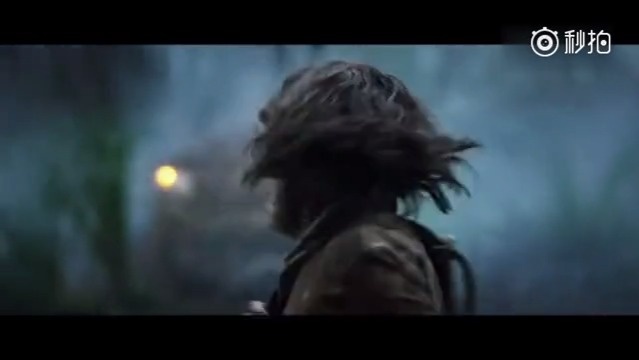 汽车营销 【全新改款丰田普拉多】真正诠释了彪悍的人生不需要解释，勇往直前...