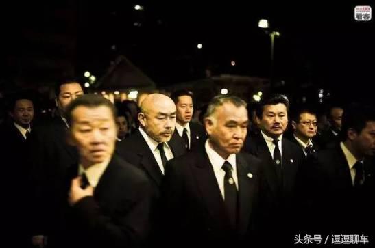 盘点各国黑帮大佬座驾,韩国老大最寒酸,洪门老大最霸气