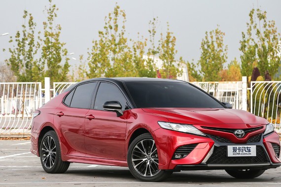 丰田全新凯美瑞今日上市 预售19.6万起