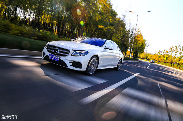 还原e级本真 测试北京奔驰e320l 4matic