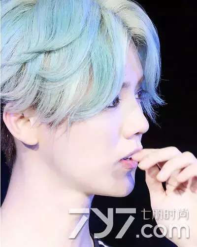 七彩头发的男明星代表 你们觉得哪个最帅?