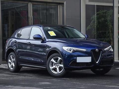 到玛莎拉蒂4S店40万买了辆SUV送女神，5.8s破百，却被笑话