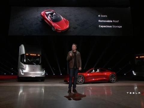 发布会也玩彩蛋 电动卡车Semi亮相后特斯拉还发布了二代Roadster