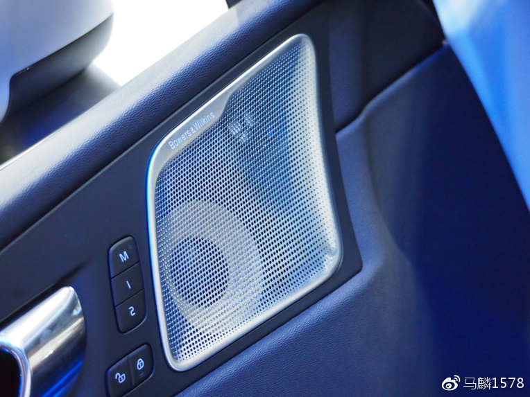 实拍国产版的沃尔沃XC60,时尚动感、T8加持