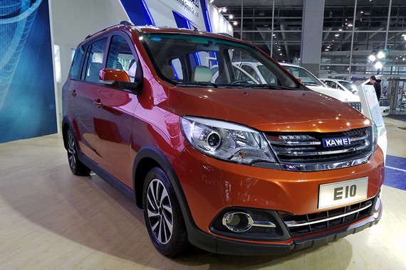广州车展：卡威全新纯电动MPV E10亮相