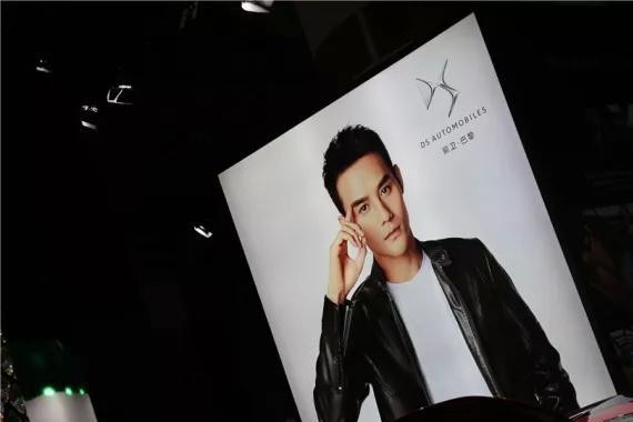 广州车展探馆 哥根本就是拦不住的啪啪啪汽车狗仔队