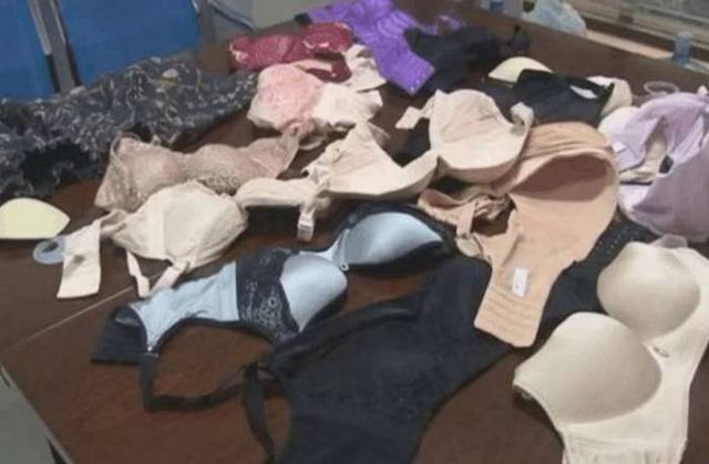 偷女性内衣的男子把偷来的内衣都干什么了 说完连民警都羞红了脸