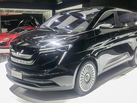 国外抢着买的国产MPV，售价50万，丰田埃尔法算个啥？