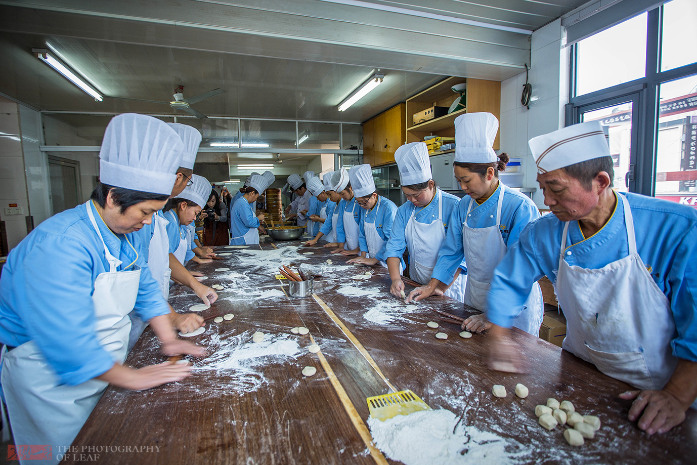 百年古法制作的靖江蟹黄汤包，真材实料每只18元，你觉得贵吗？