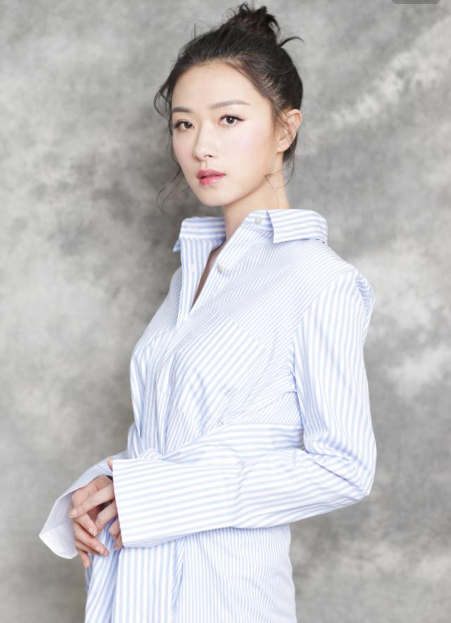 女神万茜非常有潜力,像徐静蕾章子怡江一燕的合体,演技不输她们
