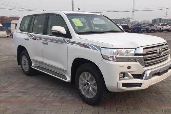 17款酷路泽4600 品质无可挑剔的 彪悍的越野能力