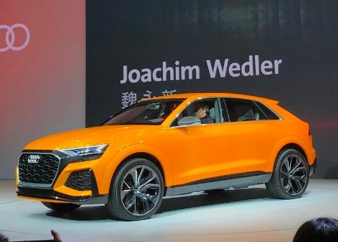 广州车展再掀高潮，奥迪Q8新车太火，这位大明星赶来捧场！