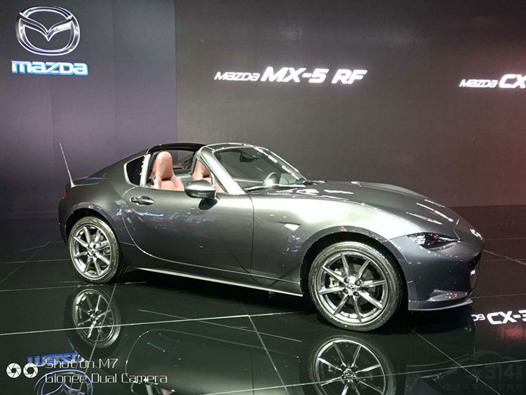 日系操作王广州玩饥饿营销 限量版平民敞篷超