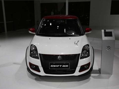 铃木新车即将改款上市, 悬浮车顶配涡轮动力, 油耗仅3毛