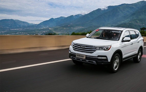 总有一点吸引你 爱卡试驾力帆X80 2.0T