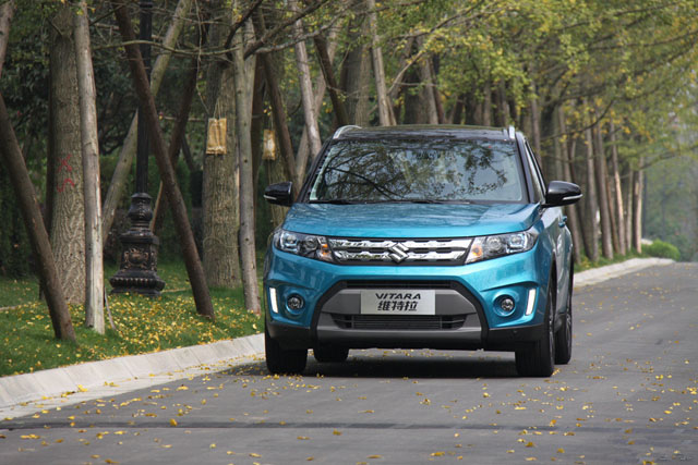 骁途和维特拉,谁将会是铃木的救世主?