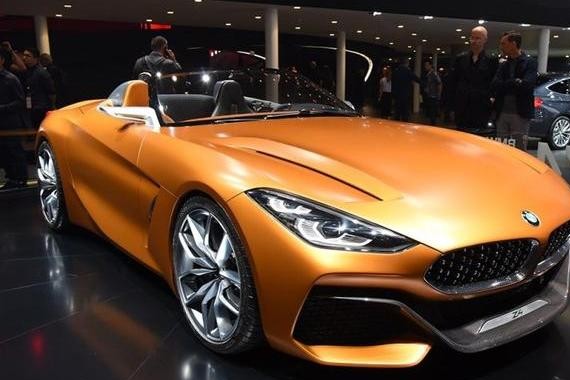 车展你不看概念车，难道看超级跑车？你是王思聪