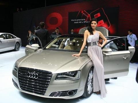 大家切勿盲目的去买车！月入多少才能养得起大概十万的车？