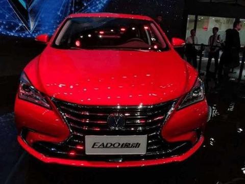 长安逸动换脸“雷克萨斯”尺寸加长，售价10万又是爆款！