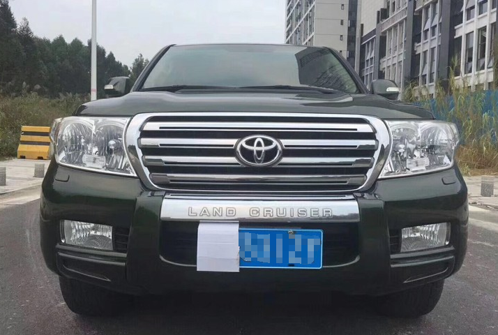 二手的丰田顶级越野车,12款兰德酷路泽,朋友说