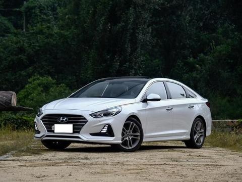 曾经卖20万力拼雅阁，换代后动力参数秒杀迈腾，跌到14万却没人问