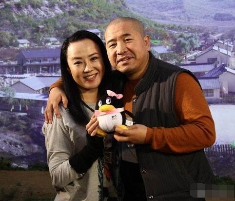 “刘能”媳妇孙立荣近照曝光好时髦 老公不是搭档王小宝