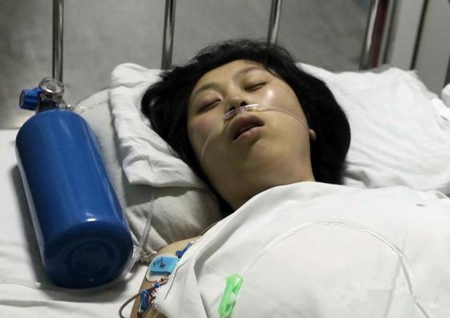 32岁产妇突然昏迷,医生抢救无效离世,丈夫骂她没生儿子的命!