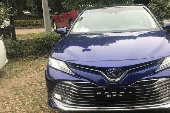 全国首台凯美瑞2.5HG上路, 27.5万落地, 网友: 为何不买奥迪?