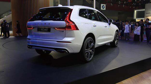 等了九年的全新SUV沃尔沃CX60 终于来了配置
