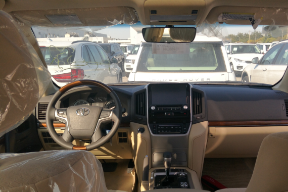 17款丰田酷路泽4600中东版超性能越野之王巅峰耐用极限运转